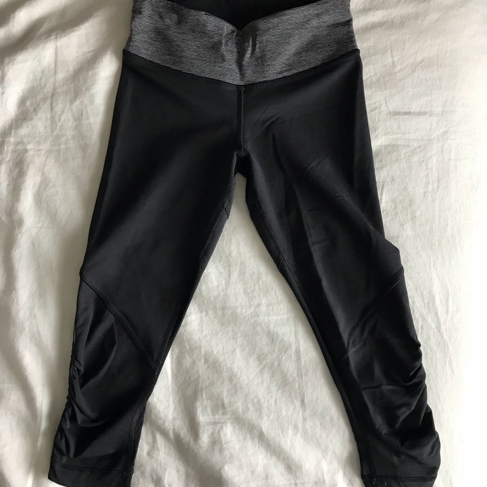 Lululemon Luxtreme Running Crops with ribboning